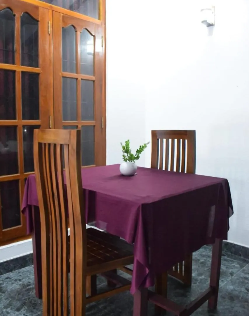 The Alexis'S Guest House Negombo Alloggio in famiglia